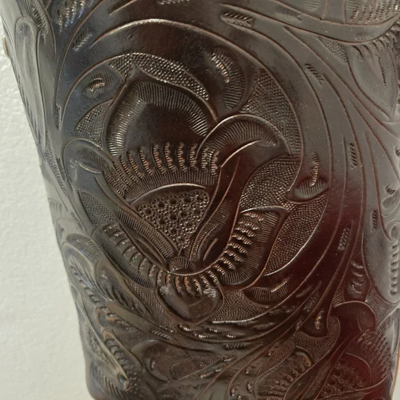 leather bag, it is 100% hand-tooled, artisanal work,like New - Picture 2 of 8